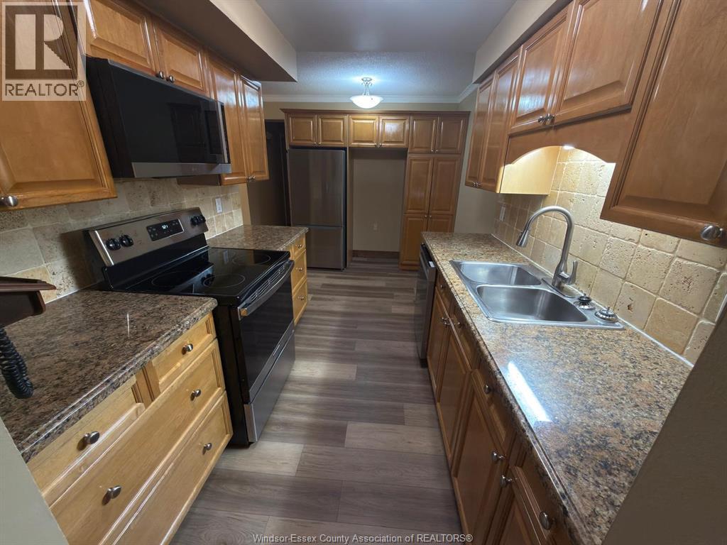380 Pelissier Street Unit# 2402, Windsor, Ontario  N9A 6V7 - Photo 4 - 26019022