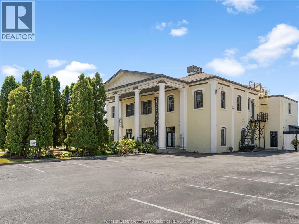 9 Park Street, Chatham, Ontario  N7M 3R1 - Photo 2 - 26018969