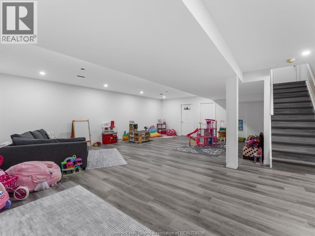 381 Tuscany, Tecumseh, Ontario  N8N 4W6 - Photo 25 - 26019084