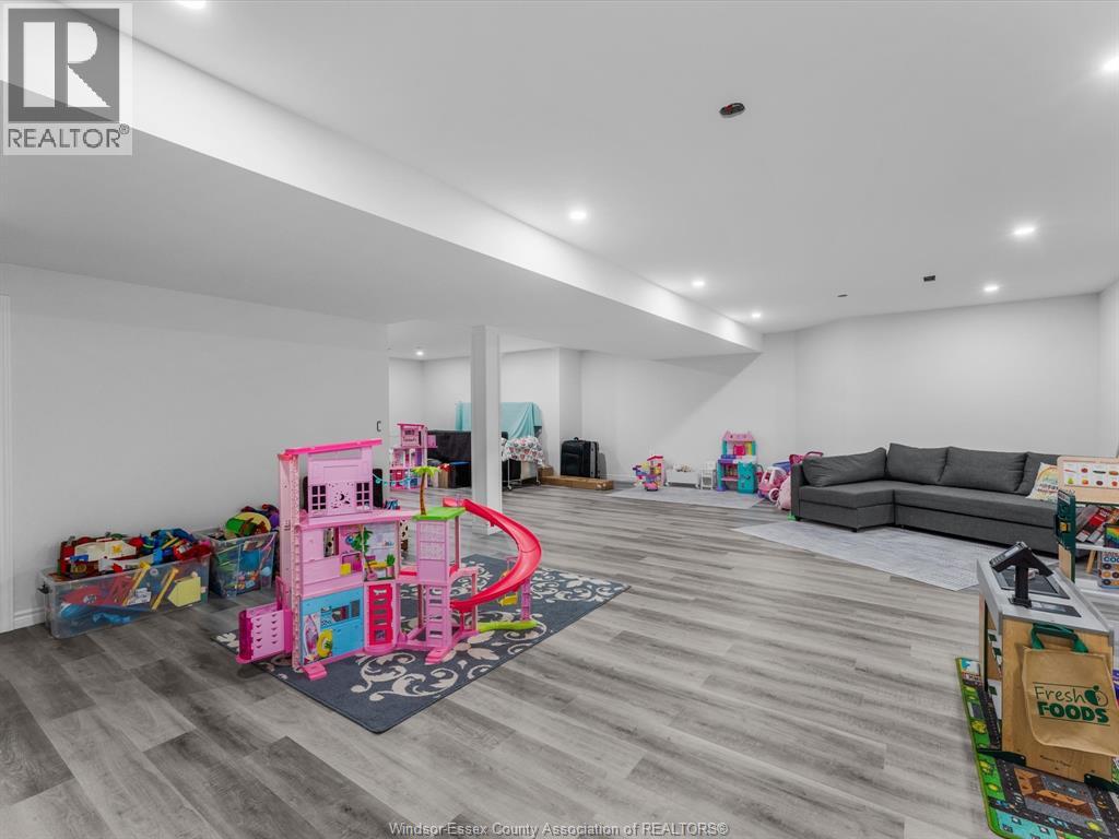 381 Tuscany, Tecumseh, Ontario  N8N 4W6 - Photo 27 - 26019084