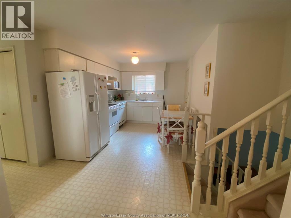 1087 Brookview Crescent, Windsor, Ontario  N8W 5H3 - Photo 12 - 26019050