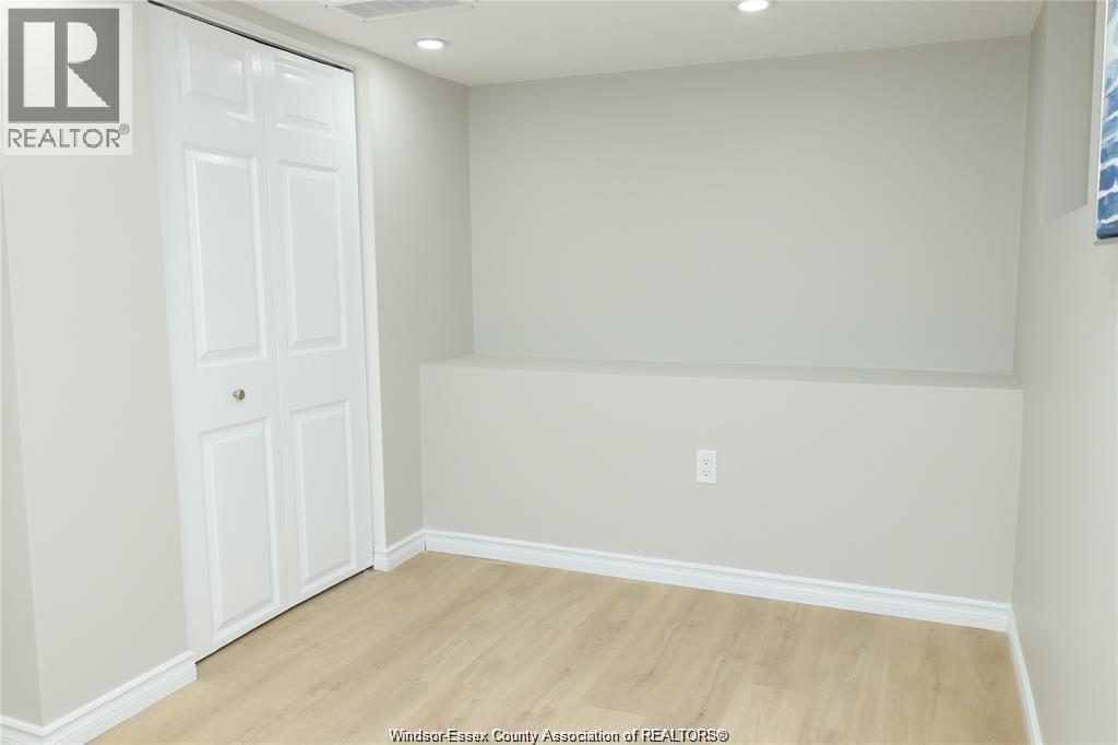935 Langlois Avenue Unit# Lower, Windsor, Ontario  N9A 2H2 - Photo 11 - 26019008