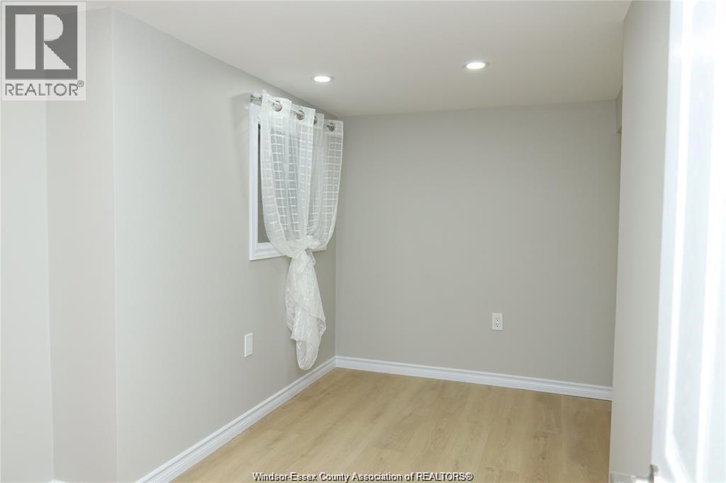 935 Langlois Avenue Unit# Lower, Windsor, Ontario  N9A 2H2 - Photo 7 - 26019008