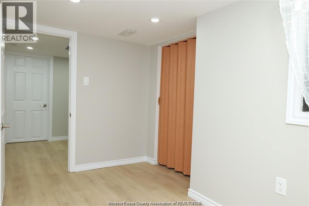 935 Langlois Avenue Unit# Lower, Windsor, Ontario  N9A 2H2 - Photo 8 - 26019008