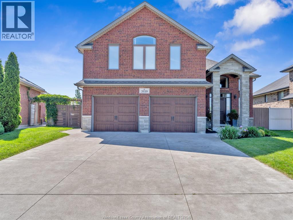 3939 Wildwood Drive, Windsor, Ontario  N8R 2L4 - Photo 1 - 26019128