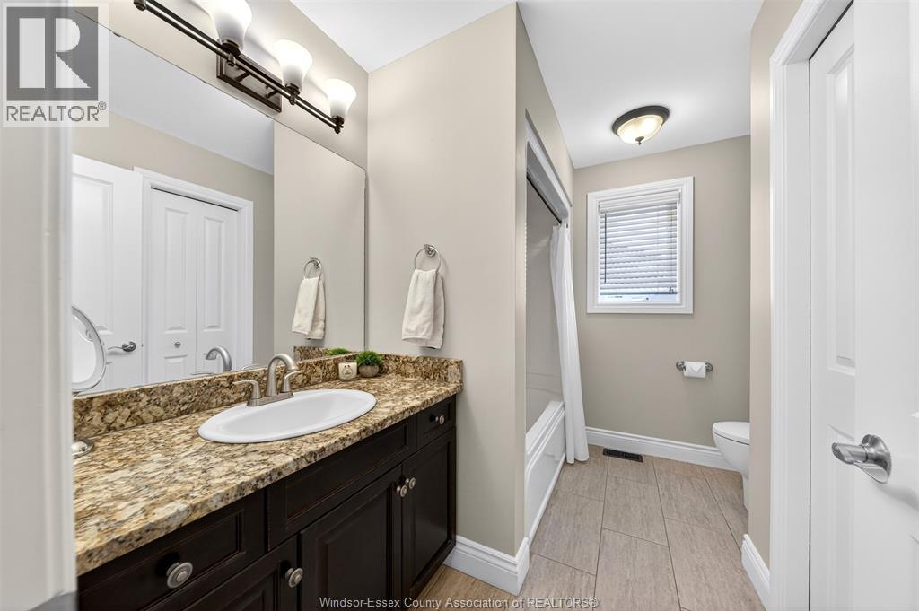 3939 Wildwood Drive, Windsor, Ontario  N8R 2L4 - Photo 11 - 26019128