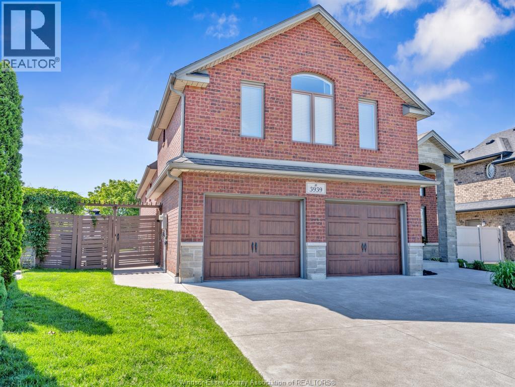 3939 Wildwood Drive, Windsor, Ontario  N8R 2L4 - Photo 2 - 26019128