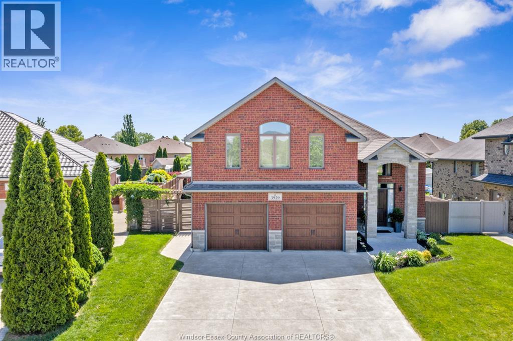 3939 Wildwood Drive, Windsor, Ontario  N8R 2L4 - Photo 32 - 26019128