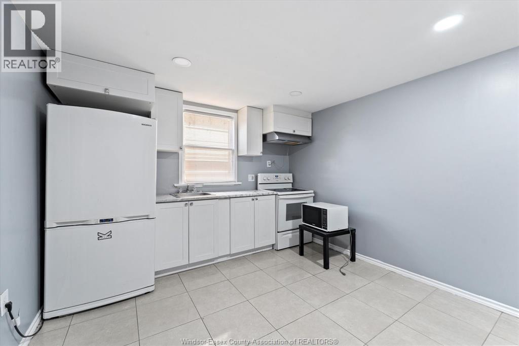 691 Windermere Road, Windsor, Ontario  N8Y 3E2 - Photo 5 - 26019138