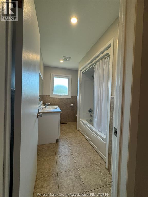 1860 Service Road, Kingsville, Ontario  N0P 2G0 - Photo 11 - 26019141