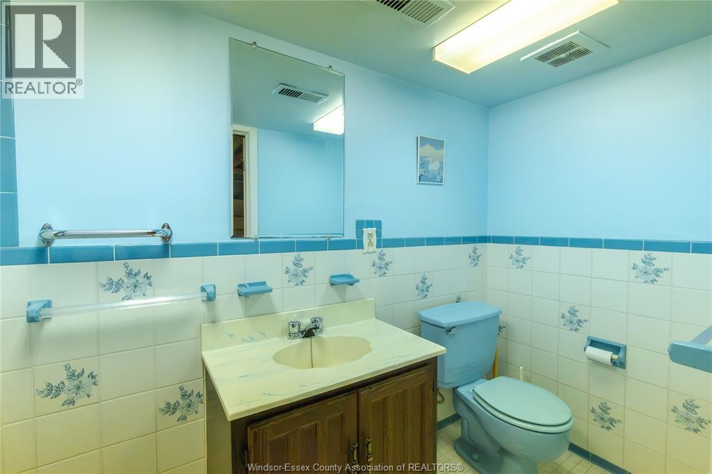 3640 Charlevoix Avenue, Windsor, Ontario  N9E 3B3 - Photo 37 - 26018659
