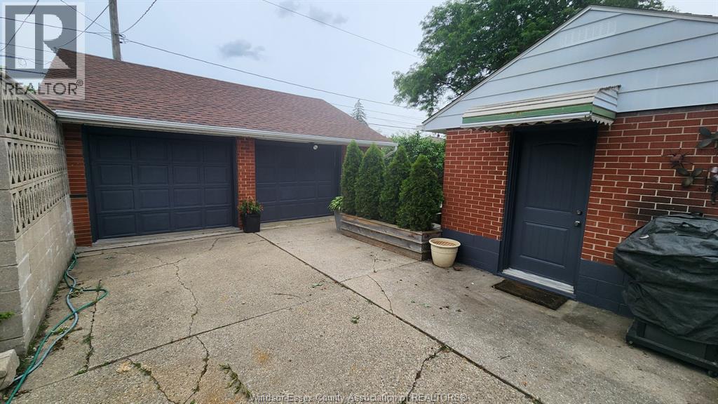 858 Laporte, Windsor, Ontario  N8S 3R4 - Photo 27 - 26019154