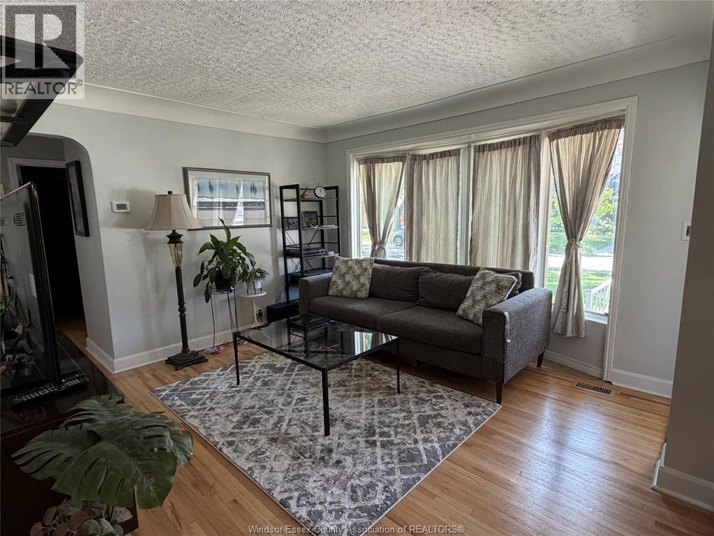 858 Laporte, Windsor, Ontario  N8S 3R4 - Photo 7 - 26019154