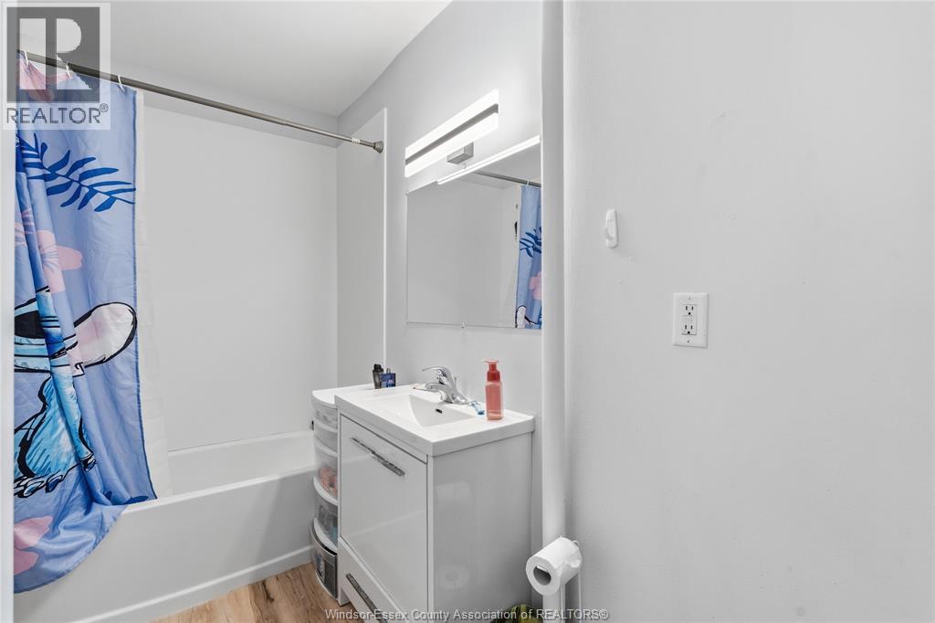 314 Bruce, Windsor, Ontario  N9A 4W5 - Photo 11 - 26019151