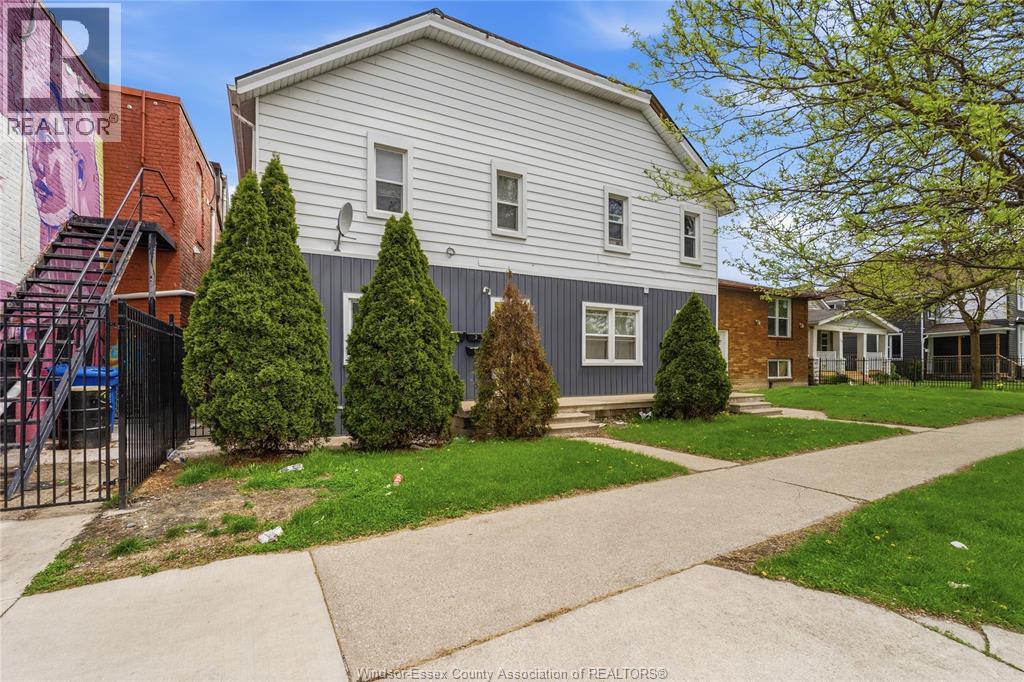 314 Bruce, Windsor, Ontario  N9A 4W5 - Photo 2 - 26019151