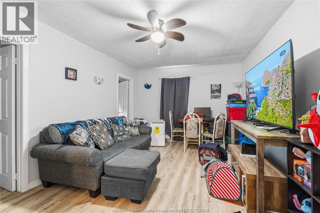 314 Bruce, Windsor, Ontario  N9A 4W5 - Photo 6 - 26019151