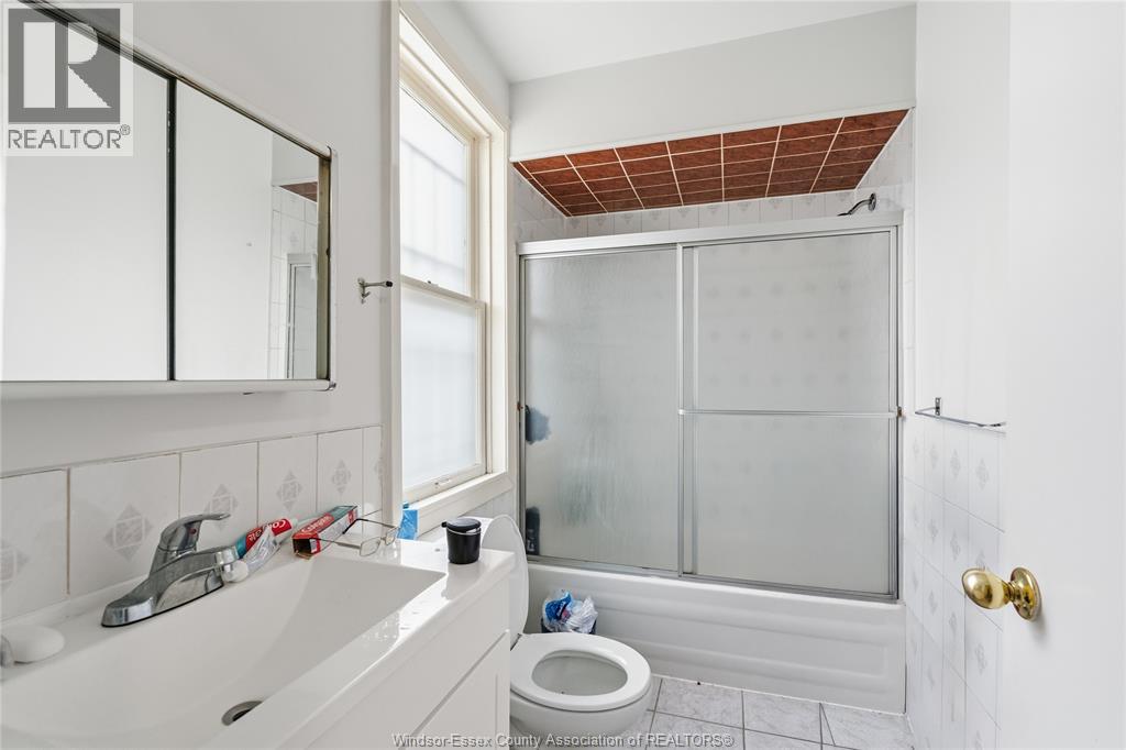 314 Bruce, Windsor, Ontario  N9A 4W5 - Photo 8 - 26019151