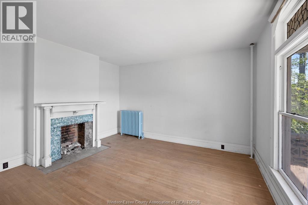 3770 Sandwich Street, Windsor, Ontario  N9C 1C1 - Photo 7 - 26019106