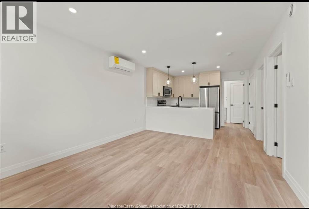 1287 Aubin Road Unit# Upper, Windsor, Ontario  N8Y 4E4 - Photo 2 - 26019058