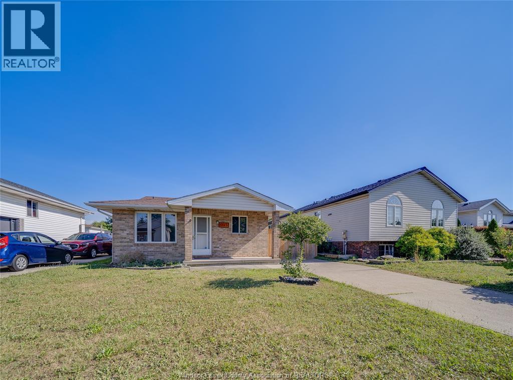 1465 Foster Avenue, Windsor, Ontario  N8W 5P8 - Photo 1 - 26018979