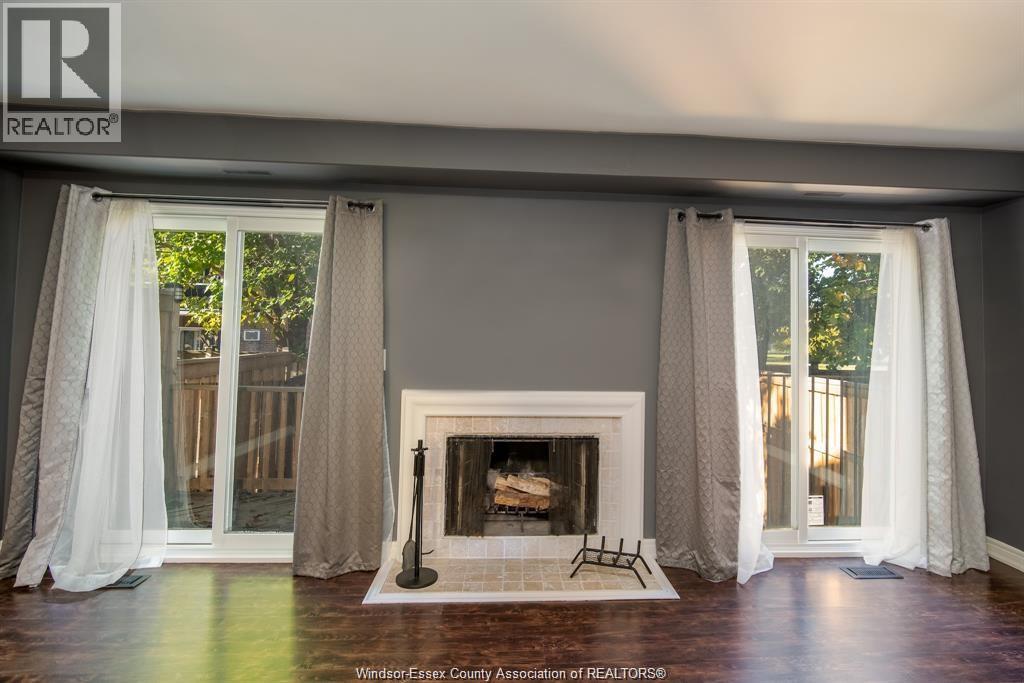 3925 Riverside Drive, Windsor, Ontario  N8Y 1B1 - Photo 3 - 26019160