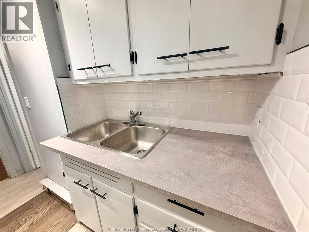 427 Cameron, Windsor, Ontario  N9B 1Y9 - Photo 21 - 26019158