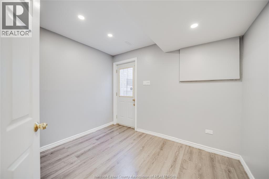 1465 Foster Avenue, Windsor, Ontario  N8W 5P8 - Photo 16 - 26018980