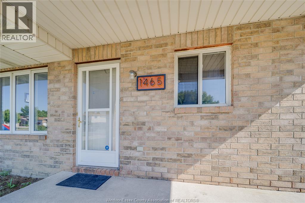 1465 Foster Avenue, Windsor, Ontario  N8W 5P8 - Photo 2 - 26018980