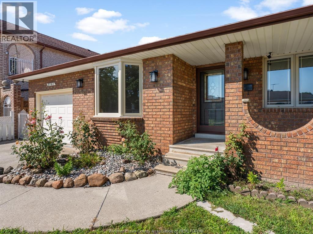 2787 Lionel Drive, Windsor, Ontario  N8X 4X2 - Photo 2 - 26019157