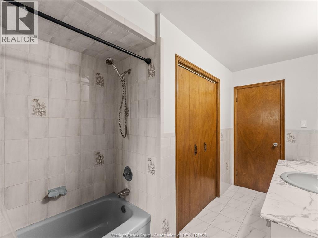2787 Lionel Drive, Windsor, Ontario  N8X 4X2 - Photo 22 - 26019157