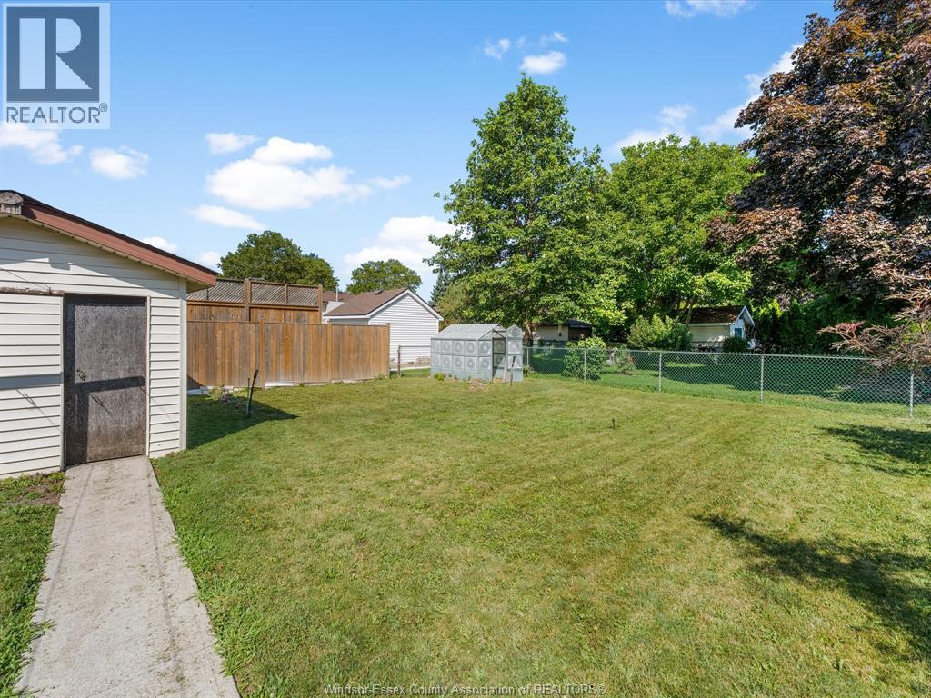 2787 Lionel Drive, Windsor, Ontario  N8X 4X2 - Photo 37 - 26019157