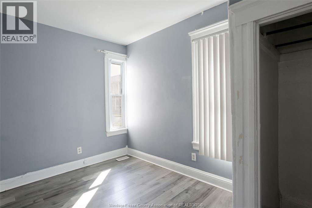 355 Bridge, Windsor, Ontario  N9B 2M3 - Photo 9 - 26019153