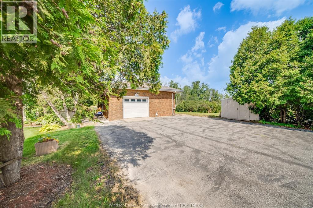 1203 County Road 27, Lakeshore, Ontario  N8L 1B7 - Photo 49 - 26019179