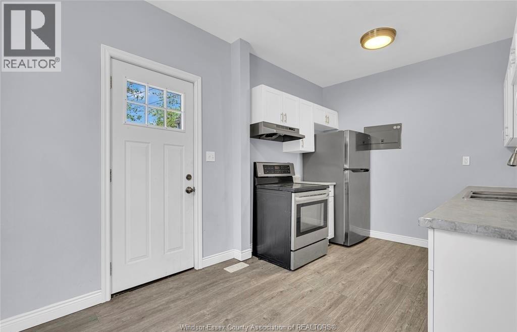 294 Louis Avenue, Windsor, Ontario  N9A 1W2 - Photo 6 - 26019175