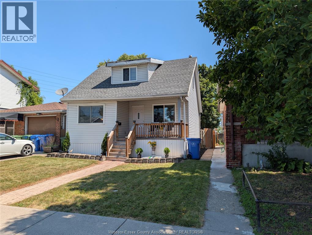 868 Elm, Windsor, Ontario  N9A 5H3 - Photo 2 - 26019182