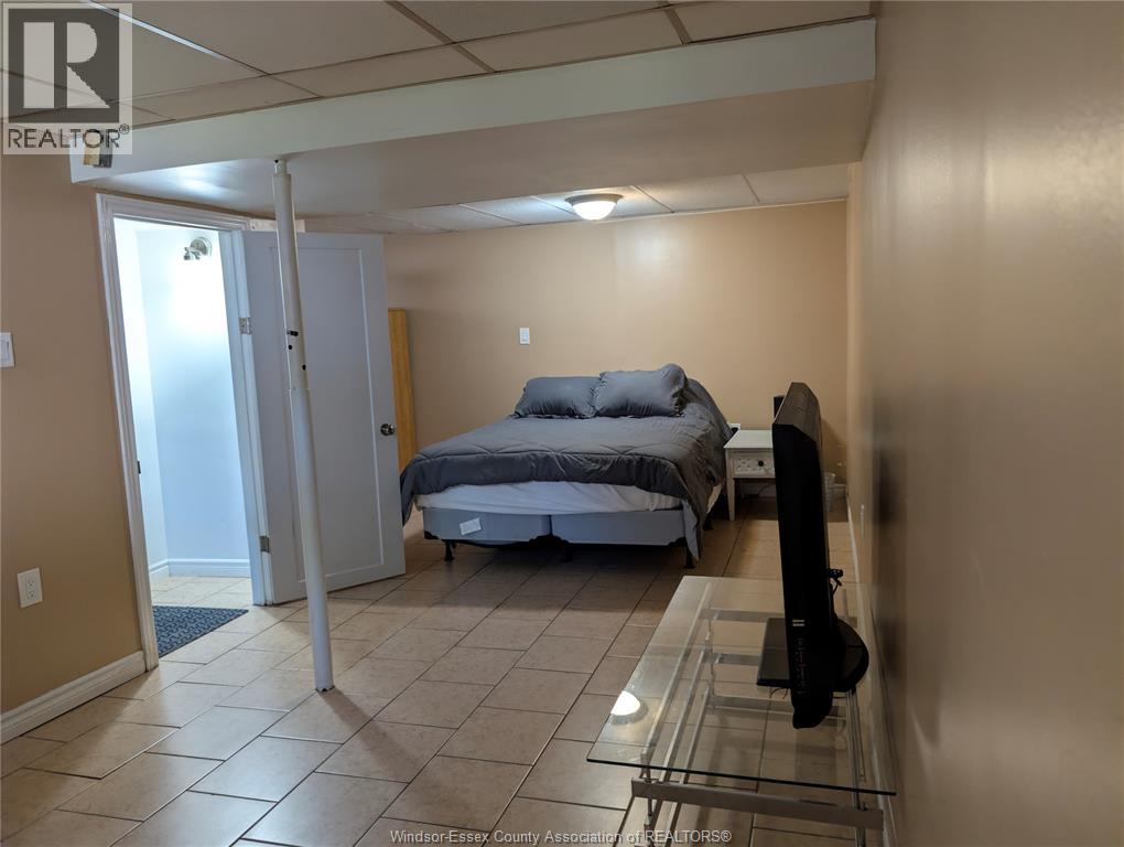 868 Elm, Windsor, Ontario  N9A 5H3 - Photo 22 - 26019182