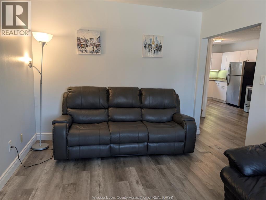 868 Elm, Windsor, Ontario  N9A 5H3 - Photo 34 - 26019182