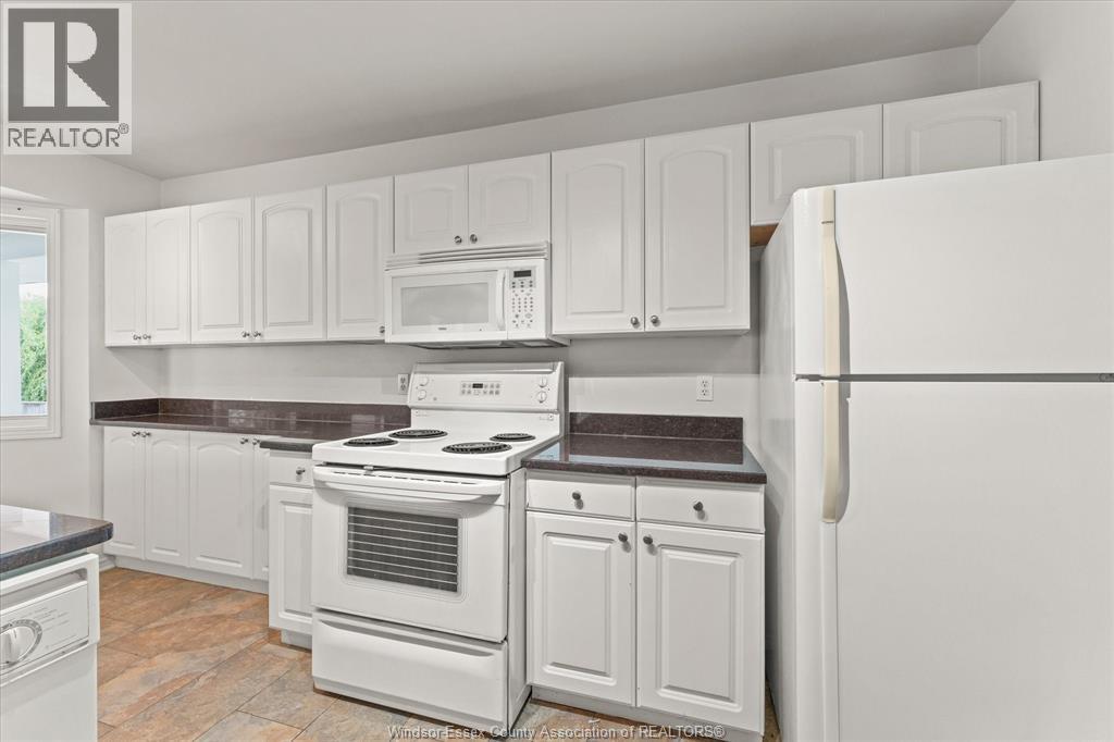 421 Gibb Street, Amherstburg, Ontario  N9V 3V7 - Photo 14 - 26019190