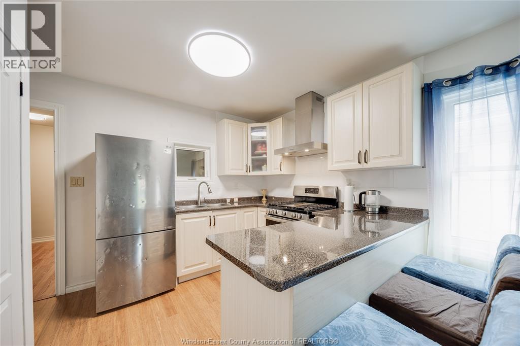 1626 Albert, Windsor, Ontario  N8Y 3R5 - Photo 3 - 26019116