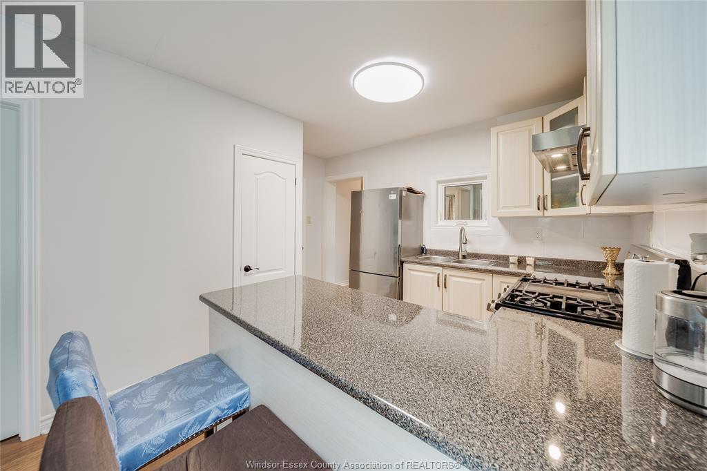 1626 Albert, Windsor, Ontario  N8Y 3R5 - Photo 8 - 26019116