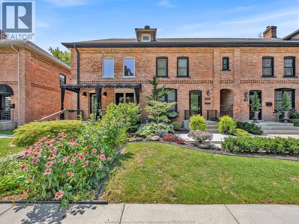 883 MONMOUTH ROAD, Windsor, Ontario