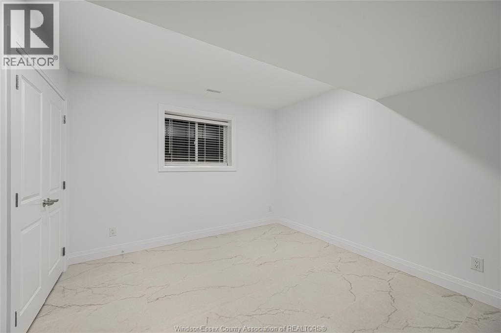 665 Alexandrine Street, Windsor, Ontario  N8X 3C1 - Photo 25 - 26019213