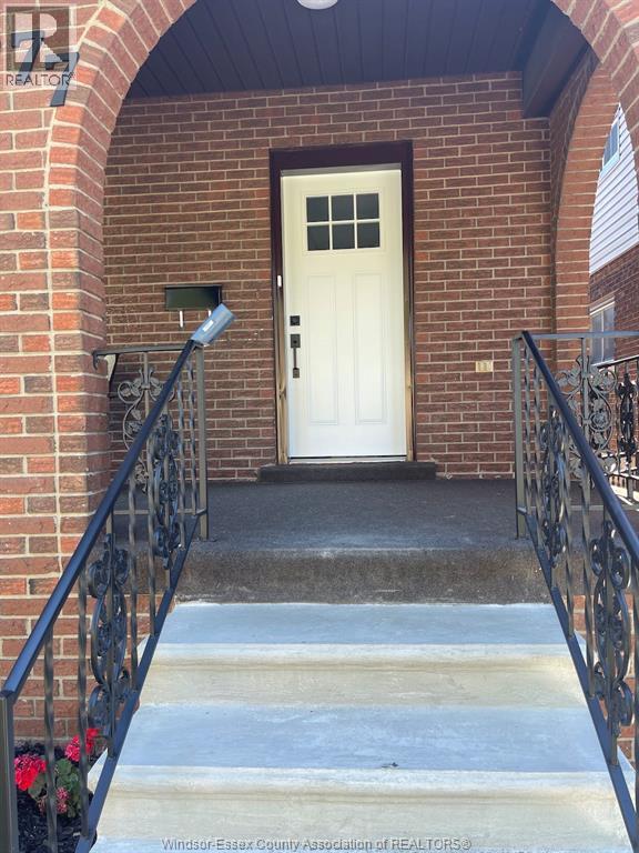 1677 Victoria Avenue, Windsor, Ontario  N8X 1P6 - Photo 2 - 26019211
