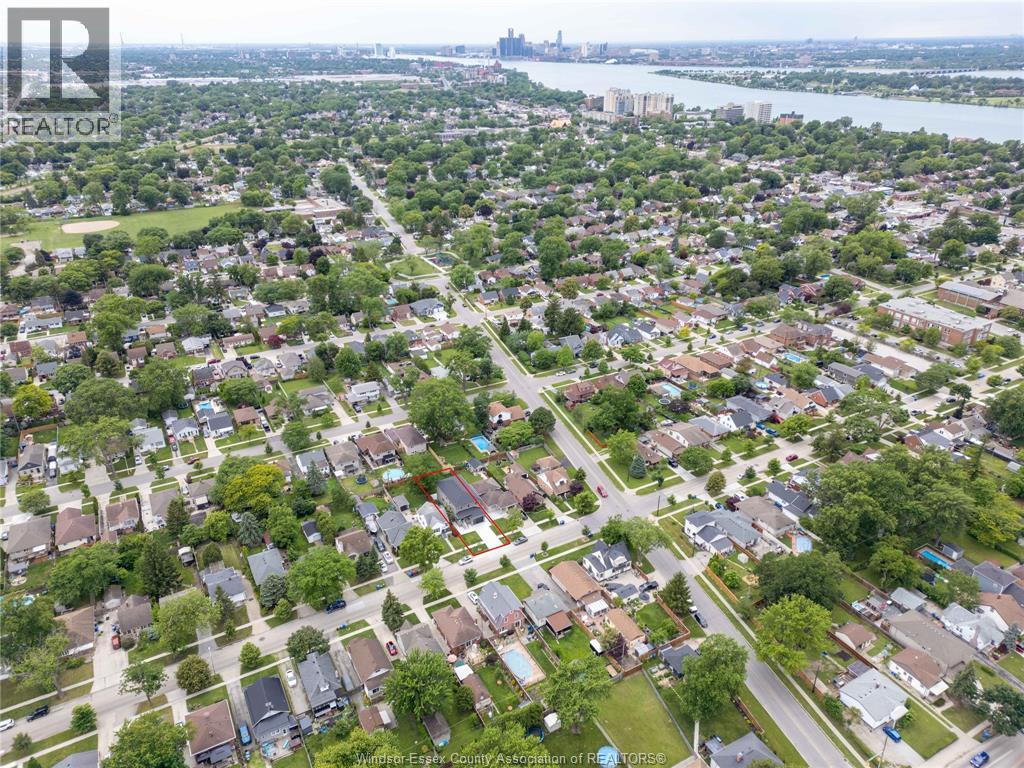 1019 Glidden, Windsor, Ontario  N8S 2N9 - Photo 3 - 26019218