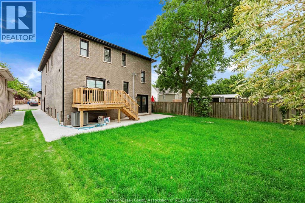 1019 Glidden, Windsor, Ontario  N8S 2N9 - Photo 9 - 26019218