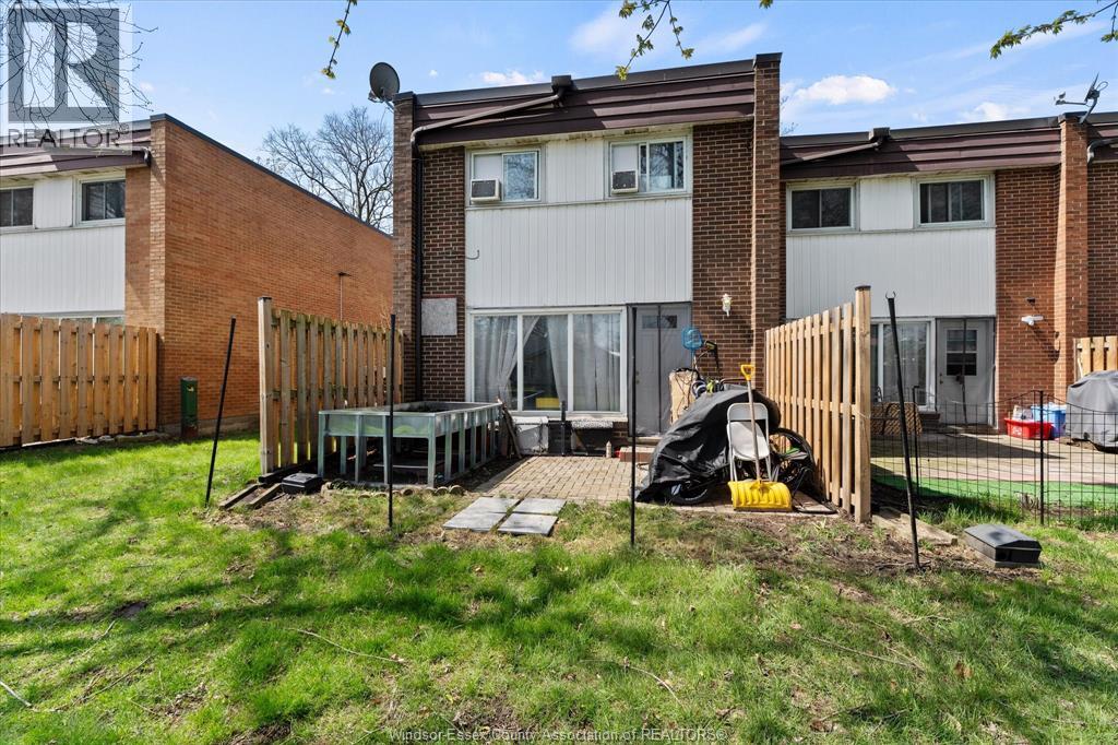 1858 Eastgate Estates Unit# 119, Windsor, Ontario  N8T 2T2 - Photo 26 - 26019214