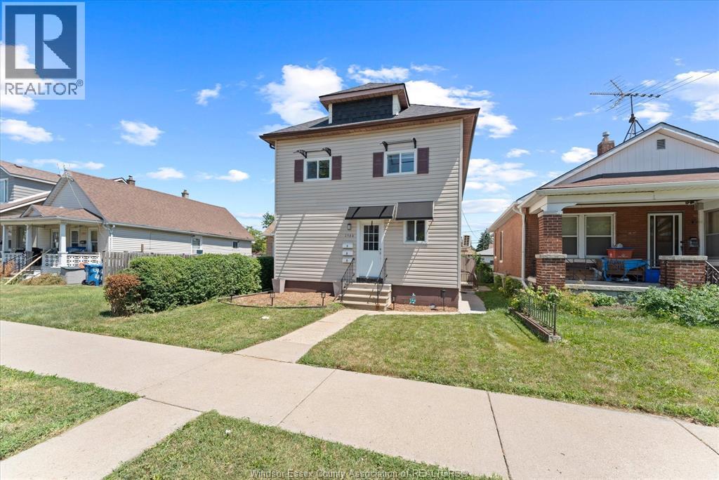 1564 Langlois Avenue, Windsor, Ontario  N8X 4M2 - Photo 2 - 26019148