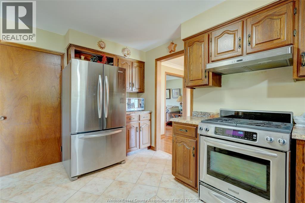 2036 Lesperance Road, Tecumseh, Ontario  N8N 2N4 - Photo 11 - 26019232