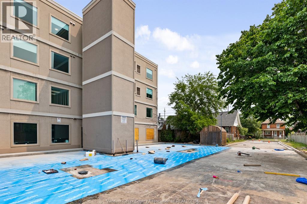 1500 Ouellette Unit# 401, Windsor, Ontario  N8X 1K7 - Photo 4 - 26019187