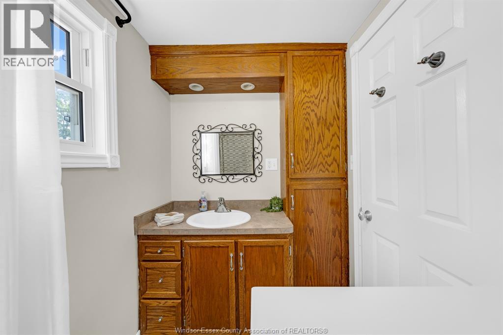 280 Fairview Avenue East, Essex, Ontario  N8M 2V9 - Photo 18 - 26019244